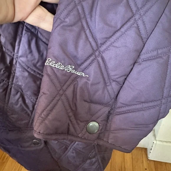 Eddie Bauer Women's Purple Quilted Jacket - Picture 3 of 10